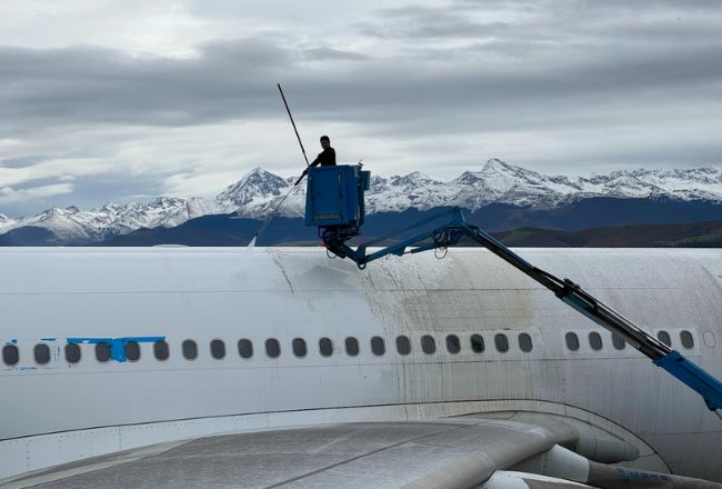 Hydronet_nettoyage_technique__avion_haute_pression_1